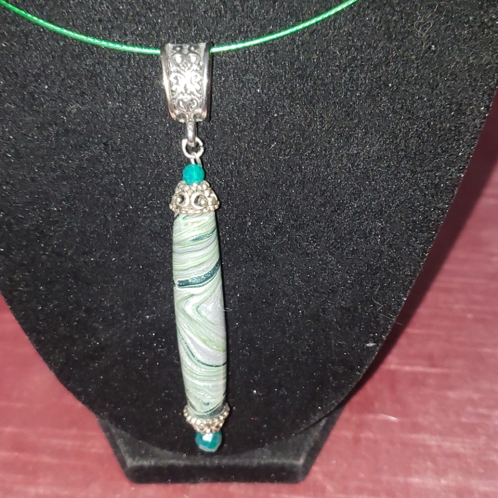 Necklace - Picture 2 of 4